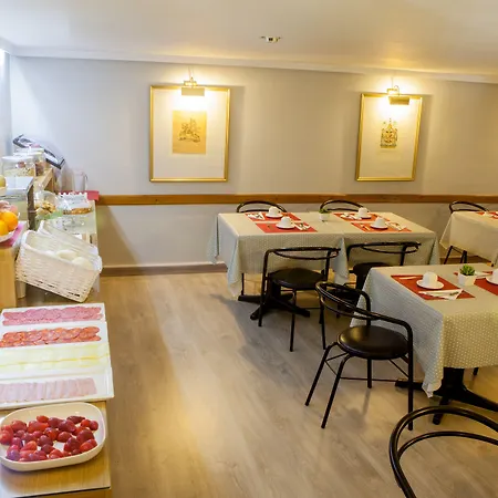 ホテル ドニャ ブランカ