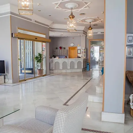 Hotel Dona Blanca 3*